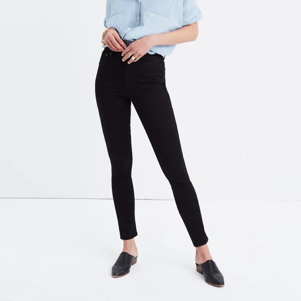 Madewell 10" High-Rise Skinny Jeans in Carbondale Wash (Black)